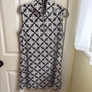 Lulu-B Black & White Sleeveless Zip-Front Tunic